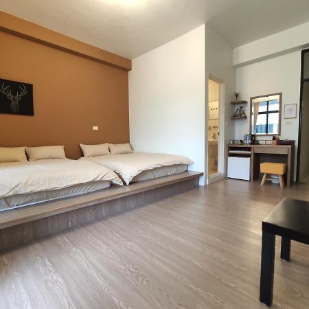 Iron St. House Apartment Tainan Bagian luar foto