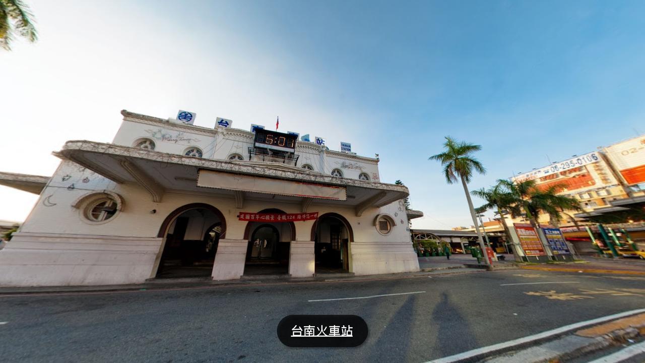 Iron St. House Apartment Tainan Bagian luar foto