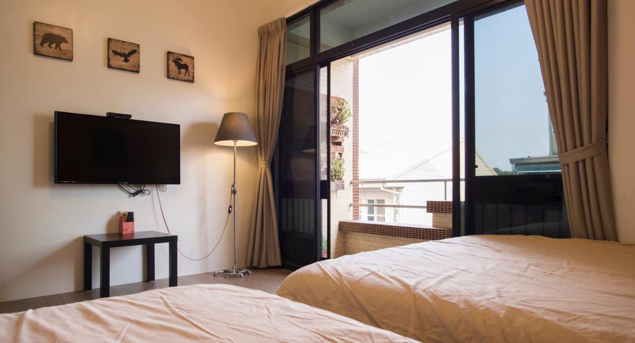 Iron St. House Apartment Tainan Bagian luar foto